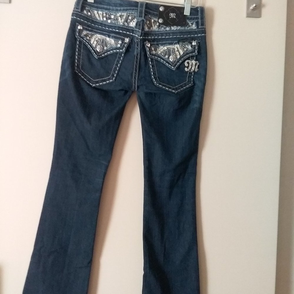 Miss Me Signature-Rise Slim Size 28 Thick Stitched Embellished Flap Pockets
